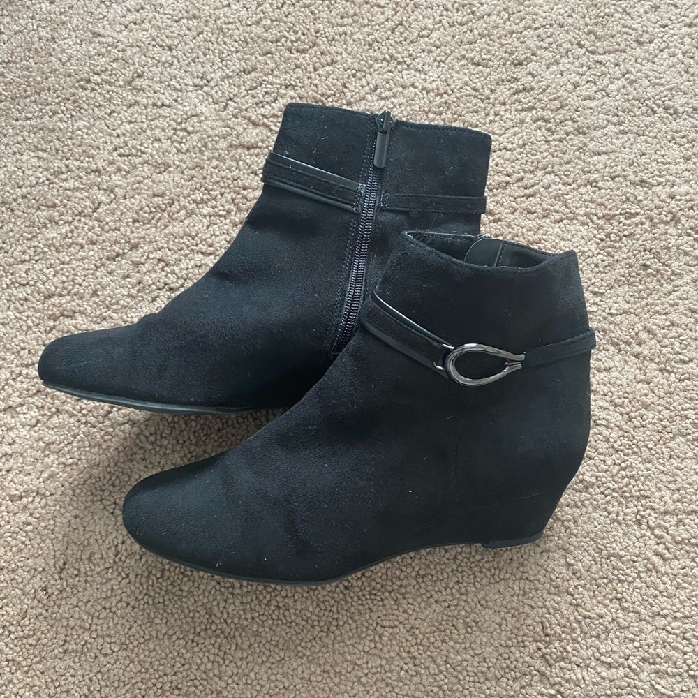 BLACK BOOTIES🖤